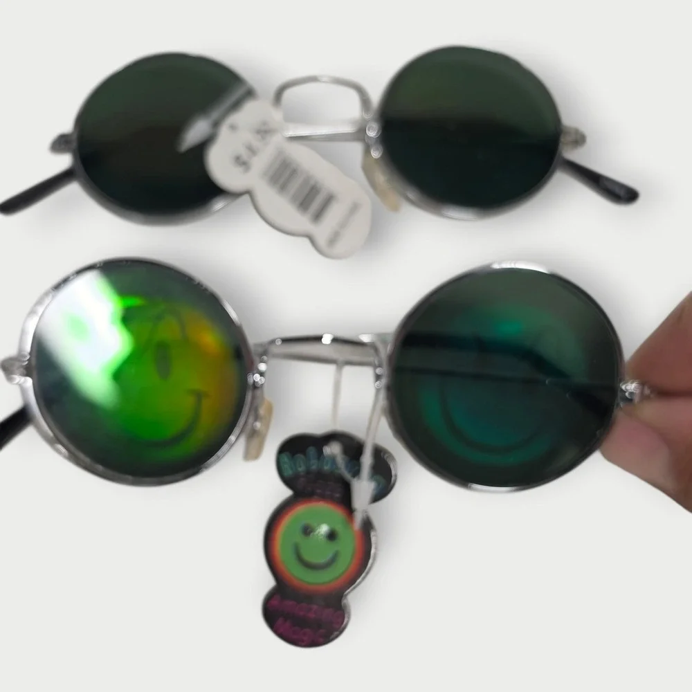 EYES + Smily Face Hologram Sunglasses Glasses LOT OF 2 VINTAGE NOS TAG NEW 1990s